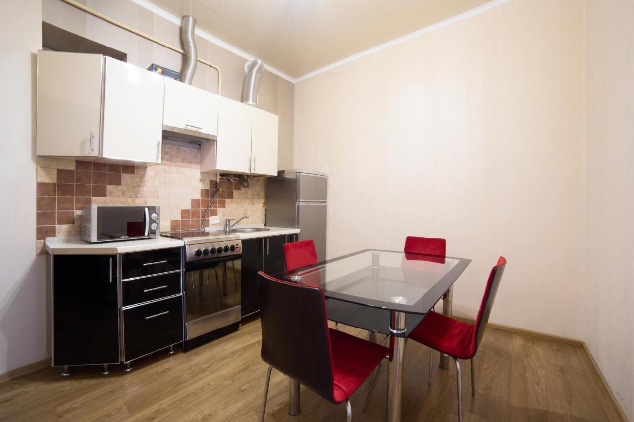 Apartment On Virmenska 3, With 2 Separate Bedrooms Lviv Luaran gambar